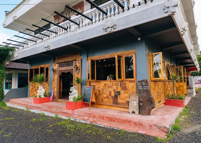 Hostal Chakra Backpacker & Vegetarian Bistro Bedugul (Bali)